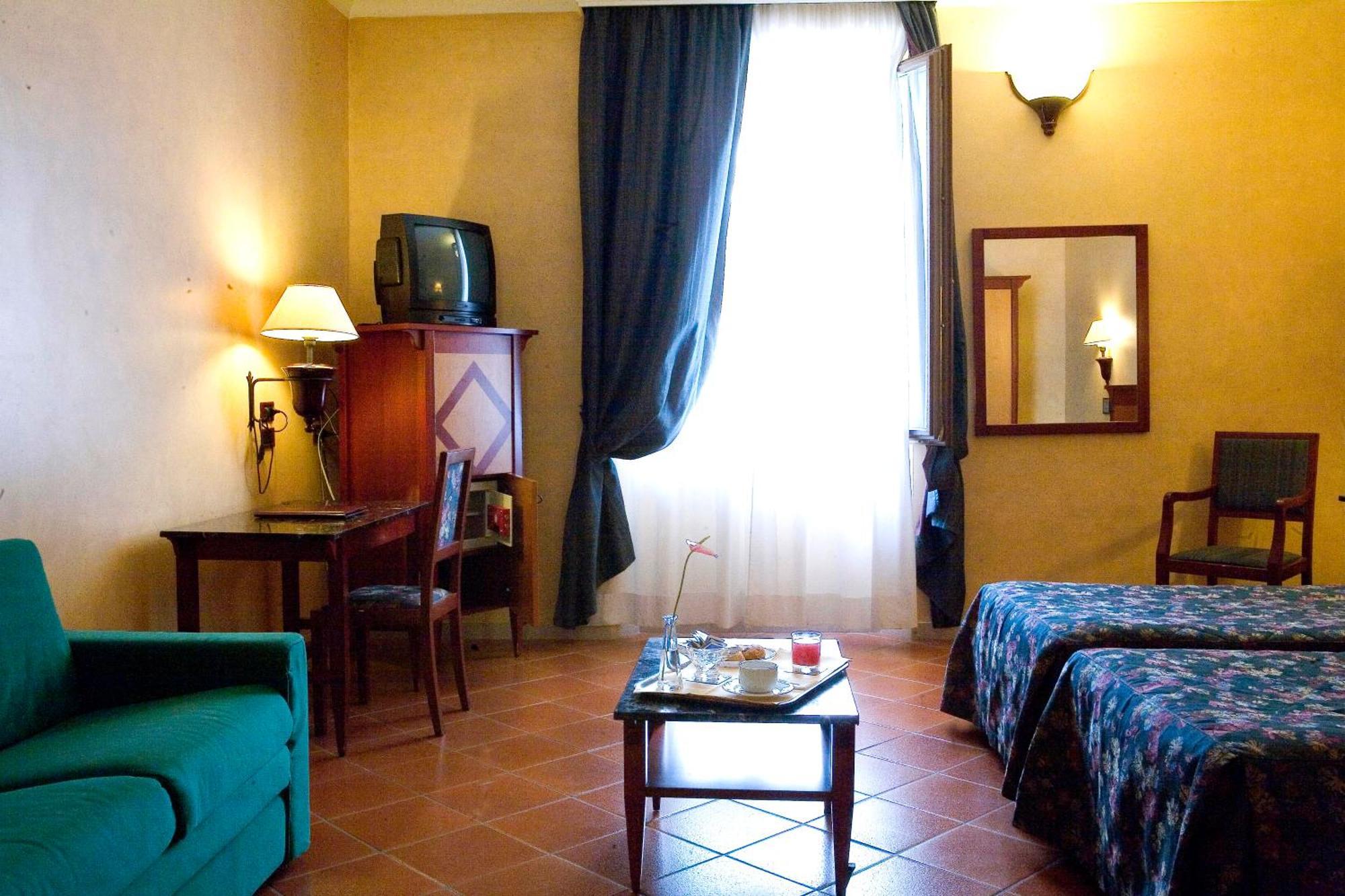 Corona D'Italia Firenze Esterno foto