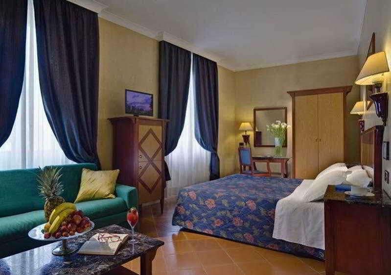Corona D'Italia Firenze Esterno foto